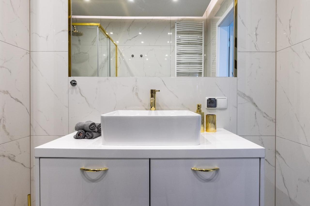 Apartament Z Basenem I Kominkiem ,,Baltic Sun” Sztutowo Bagian luar foto