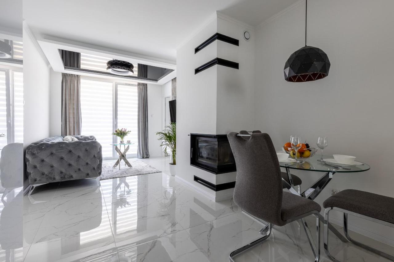 Apartament Z Basenem I Kominkiem ,,Baltic Sun” Sztutowo Bagian luar foto