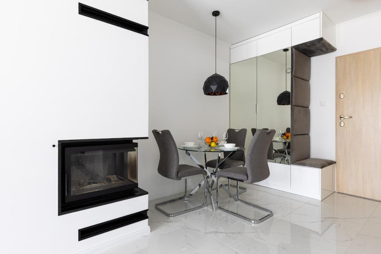 Apartament Z Basenem I Kominkiem ,,Baltic Sun” Sztutowo Bagian luar foto