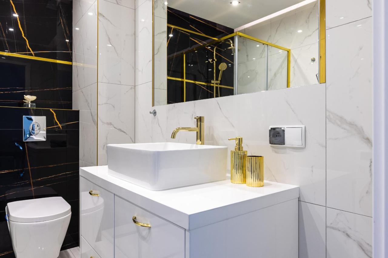 Apartament Z Basenem I Kominkiem ,,Baltic Sun” Sztutowo Bagian luar foto